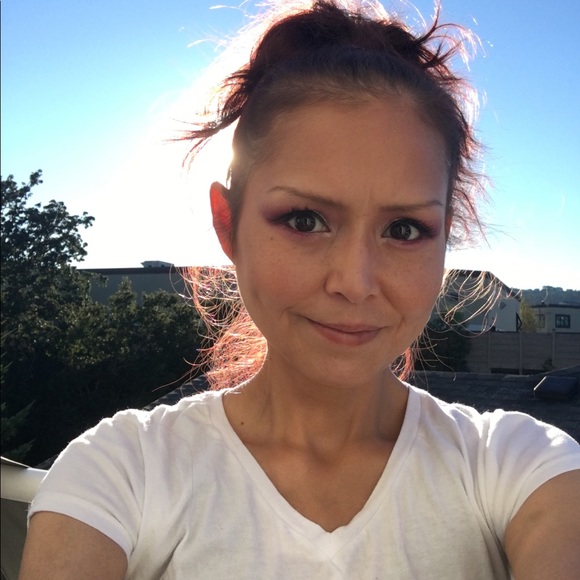 Meet your Posher, Ella - Picture 1 of 1